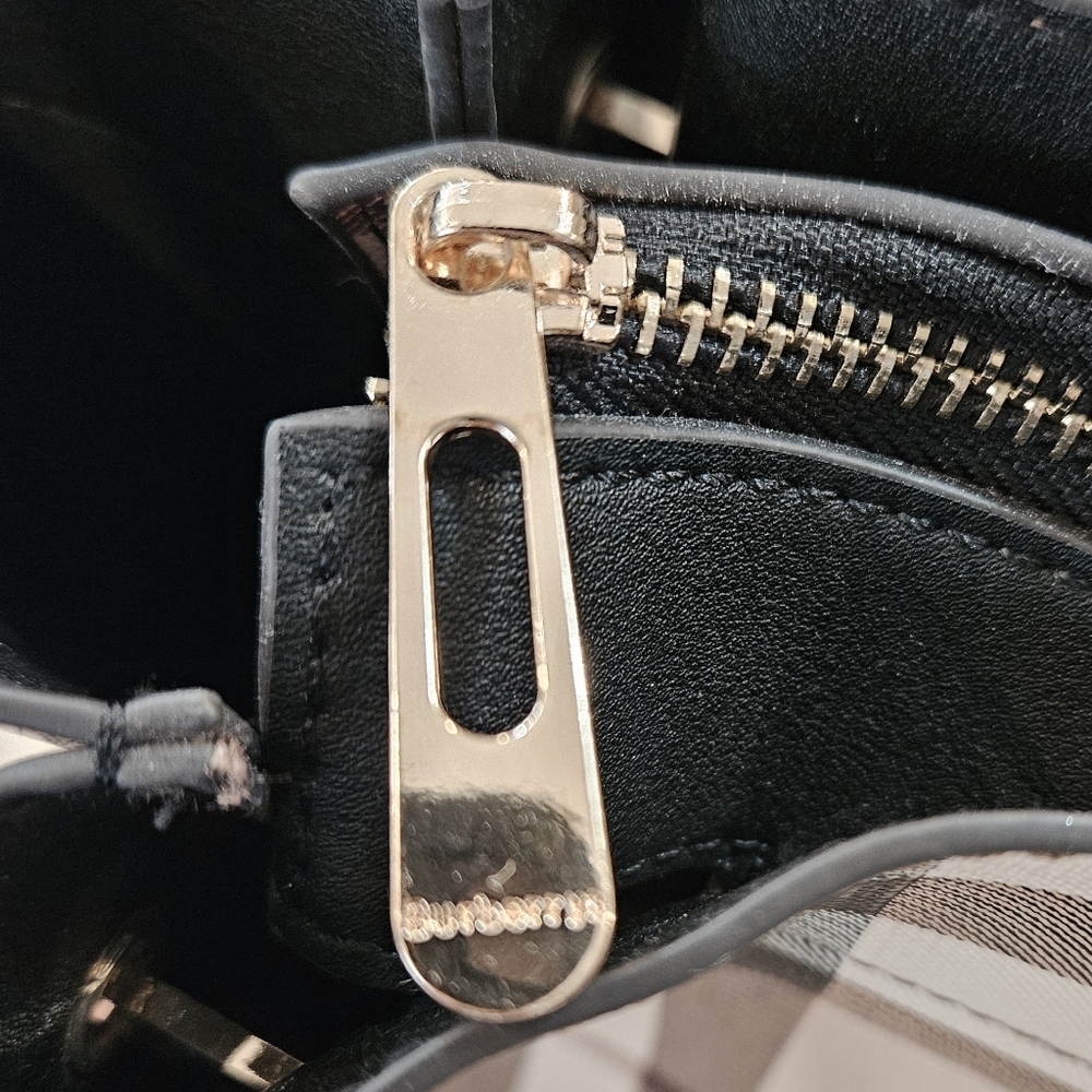 Plaid Shoulder Bag with Black Accents - Picture 10 of 12